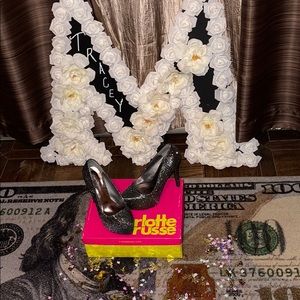 Charlotte Russe shimmer pewter daffodil